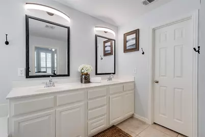 1237 Burnett Drive, Lantana, TX 76226 - Photo 6