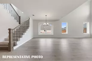 16420 Thistle Bnd Dr, Justin, TX 76247 - Photo 4