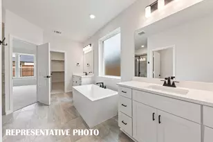 16420 Thistle Bnd Dr, Justin, TX 76247 - Photo 10