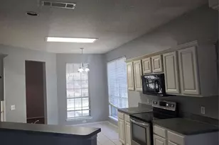 1100 Raleigh Dr, Lewisville, TX 75077 - Photo 8