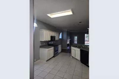 1100 Raleigh Drive, Lewisville, TX 75077 - Photo 6
