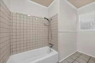 1901 Knoxville Dr, Bedford, TX 76022 - Photo 22