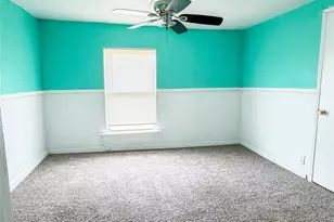 936 E Cantey St, Fort Worth, TX 76104 - Photo 18