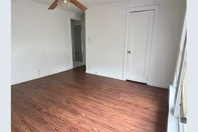 936 E Cantey Street, Fort Worth, TX 76104 - Photo 20