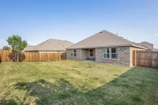 816 Goldenrod Ln, Princeton, TX 75407 - Photo 12