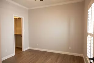 401 E Pearl St, Granbury, TX 76048 - Photo 14