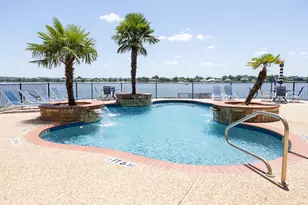 401 E Pearl St, Granbury, TX 76048 - Photo 20