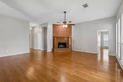 300 Thomas Drive, Murphy, TX 75094 - Photo 4