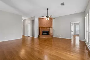 300 Thomas Dr, Murphy, TX 75094 - Photo 4