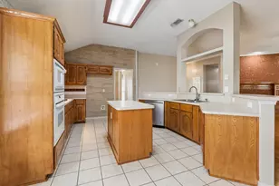 300 Thomas Dr, Murphy, TX 75094 - Photo 10