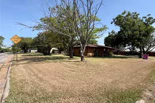 1599 Anthony St, Kaufman, TX 75142 - Photo 26