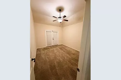 2215 Longview Road, Irving, TX 75063 - Photo 16