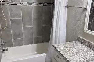 4608 Elm Tree Ct, Arlington, TX 76017 - Photo 4