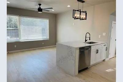 4609 Virginia Avenue #101, Dallas, TX 75204 - Photo 2