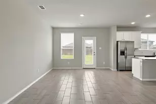 944 Ravenwood Ln, Van Alstyne, TX 75495 - Photo 10