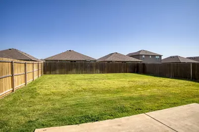 944 Ravenwood Lane, Van Alstyne, TX 75495 - Photo 38