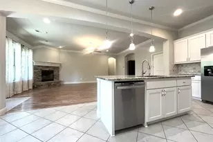 348 Bessie Coleman Blvd, Waxahachie, TX 75165 - Photo 10