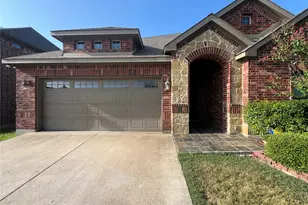 348 Bessie Coleman Blvd, Waxahachie, TX 75165 - Photo 2