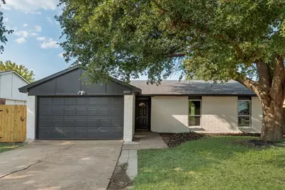 5229 Nash Drive, The Colony, TX 75056 - Photo 2