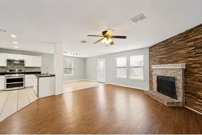 2301 Chestnut Drive, Little Elm, TX 75068 - Photo 6