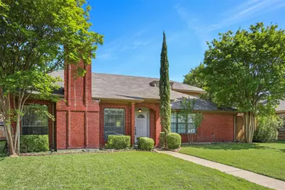 2226 Crystal Creek Lane, Garland, TX 75040 - Photo 2