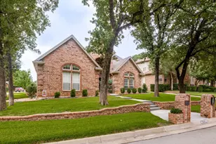2326 Ox Bow Ct, Arlington, TX 76006 - Photo 1