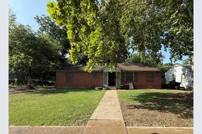 4310 Dawes Drive, Dallas, TX 75211 - Photo 12