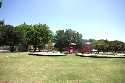 523 W 4th Street, Justin, TX 76247 - Photo 6