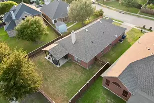 2500 Navasota Dr, Little Elm, TX 75068 - Photo 30