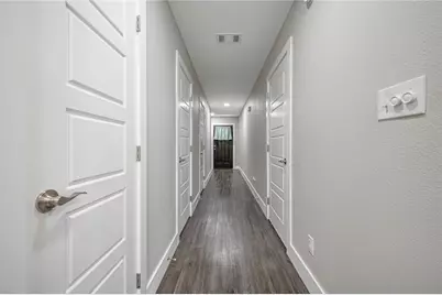 901 W Collins Street, Denison, TX 75020 - Photo 10