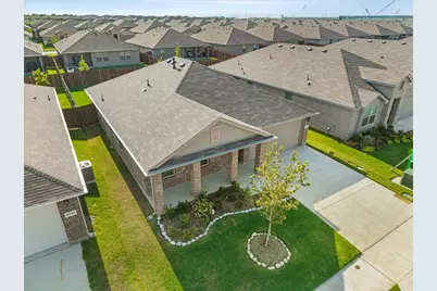 8425 Coffee Springs Drive, Fort Worth, TX 76131 - Photo 4