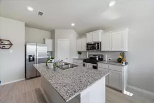 8425 Coffee Spgs Dr, Fort Worth, TX 76131 - Photo 16