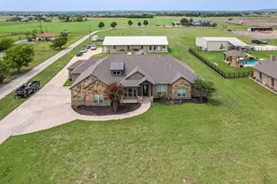 239 N Armstrong Rd, Venus, TX 76084 - Photo 1
