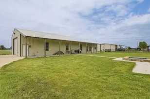 239 N Armstrong Rd, Venus, TX 76084 - Photo 34