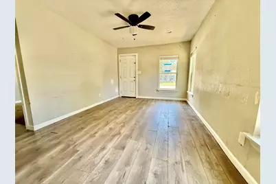 1521 Withers Street, Fort Worth, TX 76105 - Photo 2