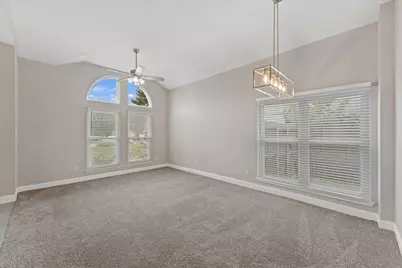 670 Honeysuckle Lane, Cedar Hill, TX 75104 - Photo 2