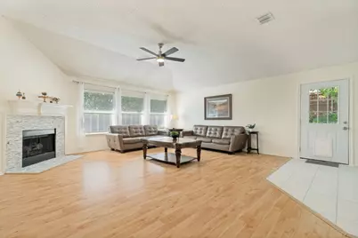 3705 Pinetree Drive, McKinney, TX 75070 - Photo 2