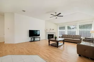 3705 Pinetree Dr, McKinney, TX 75070 - Photo 4