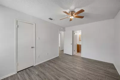1374 Saffles Road, Robinson, TX 76706 - Photo 14