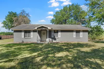 1374 Saffles Road, Robinson, TX 76706 - Photo 1