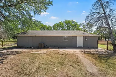 1374 Saffles Road, Robinson, TX 76706 - Photo 20