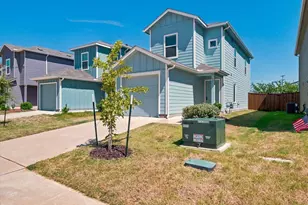 12117 Falabella Dr, Providence Village, TX 76227 - Photo 4