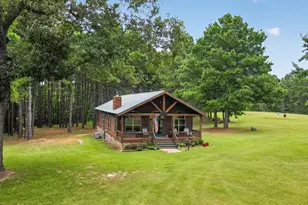 200 Equestrian Cir, Jefferson, TX 75657 - Photo 2