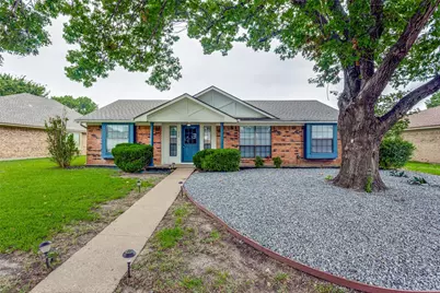 209 W Schreiber Street, Garland, TX 75040 - Photo 1