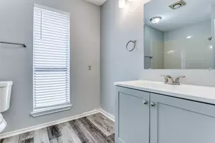 209 W Schreiber St, Garland, TX 75040 - Photo 18
