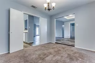 209 W Schreiber St, Garland, TX 75040 - Photo 12