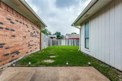 209 W Schreiber Street, Garland, TX 75040 - Photo 22