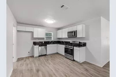 708 Race Street, Crowley, TX 76036 - Photo 8
