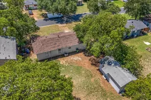 708 Race St, Crowley, TX 76036 - Photo 38