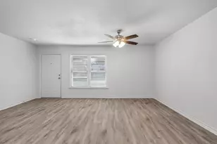 708 Race St, Crowley, TX 76036 - Photo 12